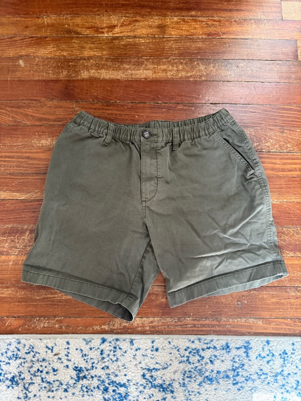 chubbies Olive Green Flat-Front Men's Shorts